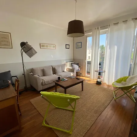 T3 Avec Terrasse, Proche Et Commerces A - Fr-1-349-199 Larmor-Plage